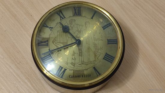 Часы Весна.