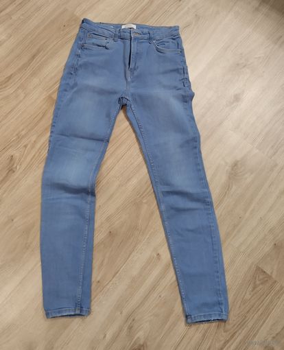Джинсы Bershka. 46-48, 160-170