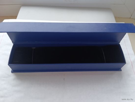 Футляр на магните