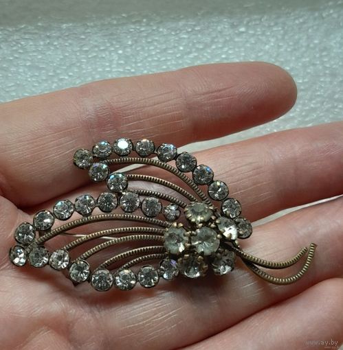 Винтажная брошь