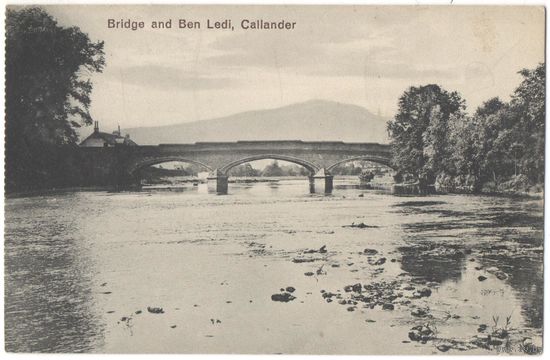 Распродажа коллекции открыток с видами мостов