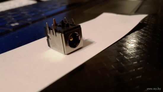 Гнездо питания в ноут 5 мм адаптер AC 5V 220V 50Hz