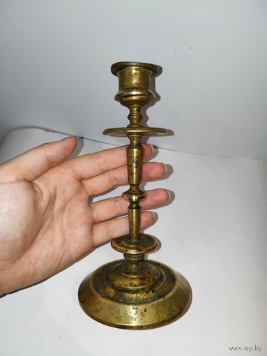 Старинный подсвечник бронза