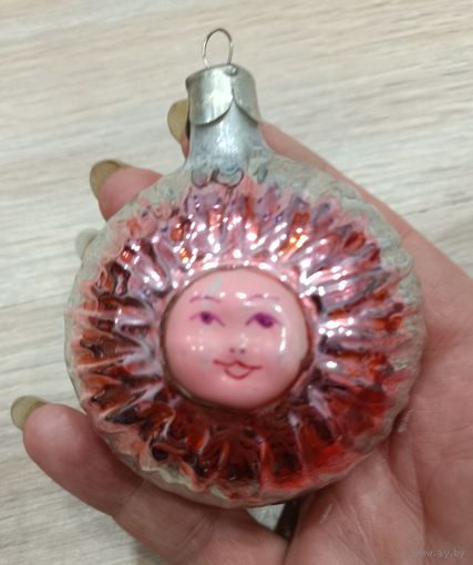 Елочные игрушки, стекло,, солнце с лицом, лицо солнца.