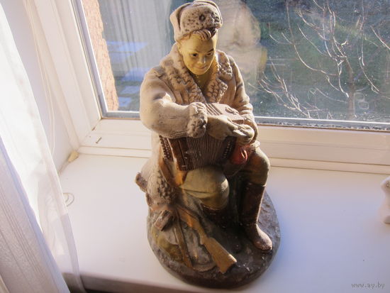 Статуэтка Василий Тёркин солдат  1950-60 гг.СССР