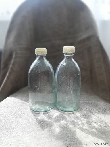 Бутылочки аптечные ГДР