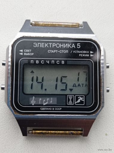 Часы электронные. Из коллекции, практически не использовались.