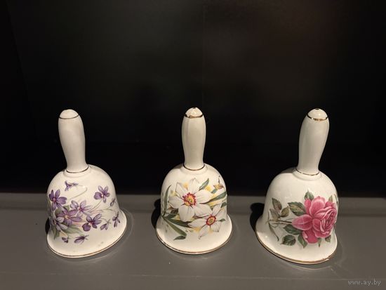 Колокольчики Цветы Фиалки Нарцисс Роза серия День Рождения Англия винтаж фарфор