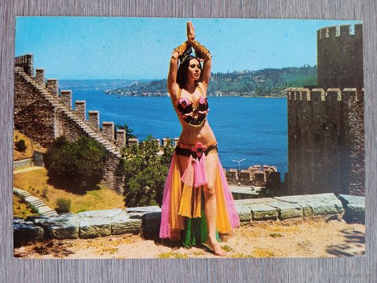 Этнография. Турция. Принцесса Бану на Босфоре