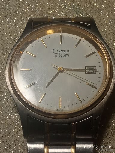 Часы Caravelle By Bulova.. Отличное состояние.