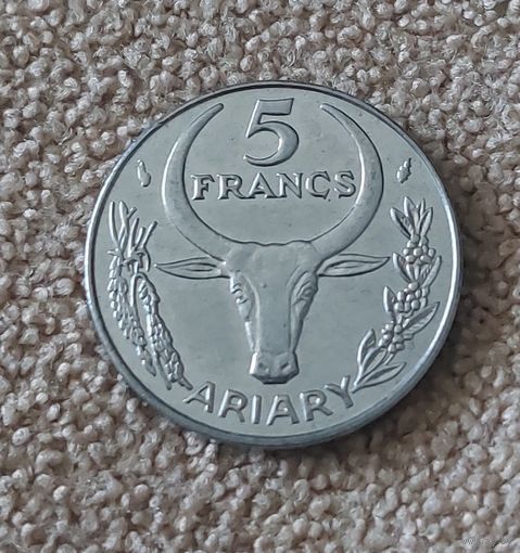 Мадагаскар 5 франков 1986 UNC