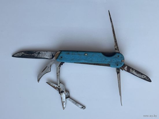 Перочинный нож. В ремонт или на запчасти.