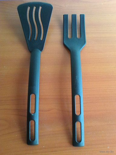 Две Кухонных Лопатки - Одним Лотом.