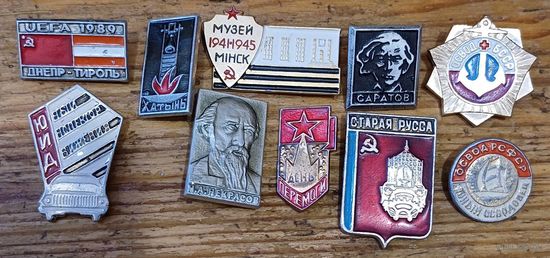 Лот значков