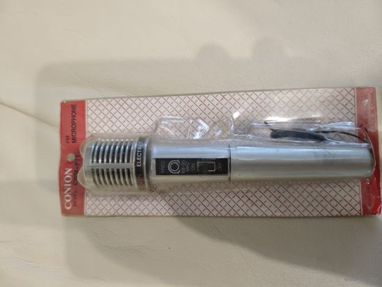 Винтажный микрофон