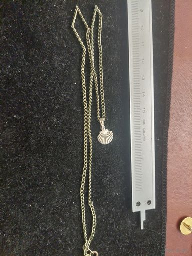 Цепочка с кулоном