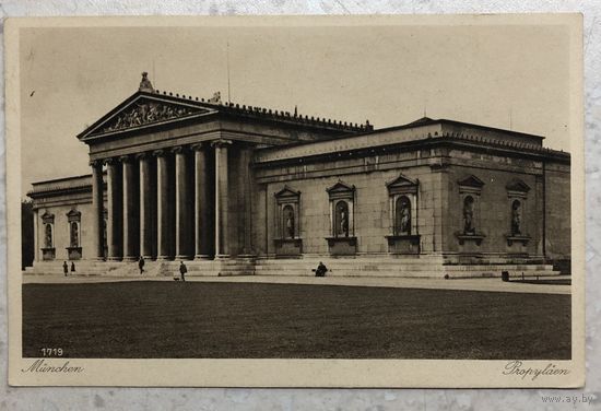 Мюнхен, здание Глиптотеки (музея древнегреческой и древнеримской скульптуры), отправлено полевой почтой Feldpost из Мюнхена в Берлин-Далем 6.02.1942
