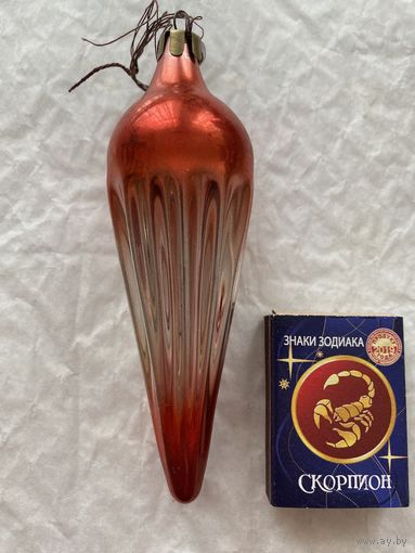 Елочная игрушка.