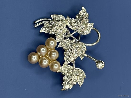 Винтажная брошь