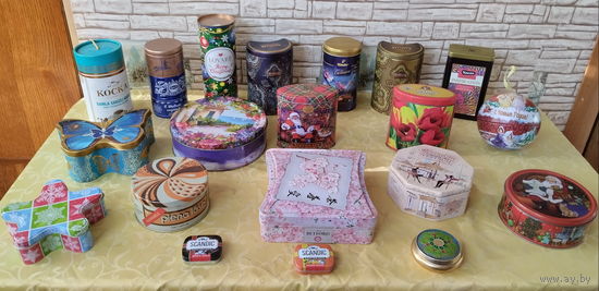 Банки жестяные для хранения чая, кофе, леденцов... Для рукоделия.