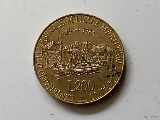 Италия 200 лир, 1989г. 100 лет морской военной базе в Таранто. (К-U-)