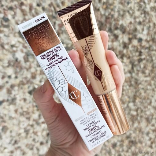 Тональная основа Charlotte Tilbury Charlottes Beautiful Skin Foundation 30 ml