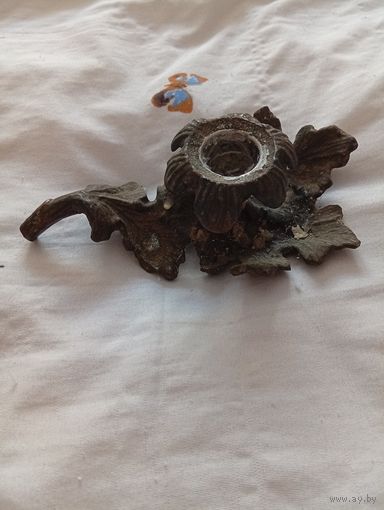 Подсвечник.