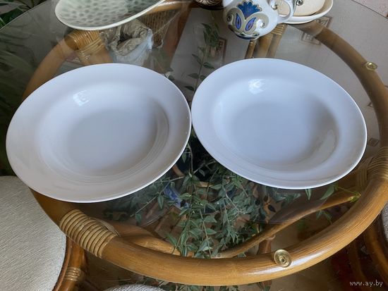 Тарелки большие суповые глубокие новые 24 см