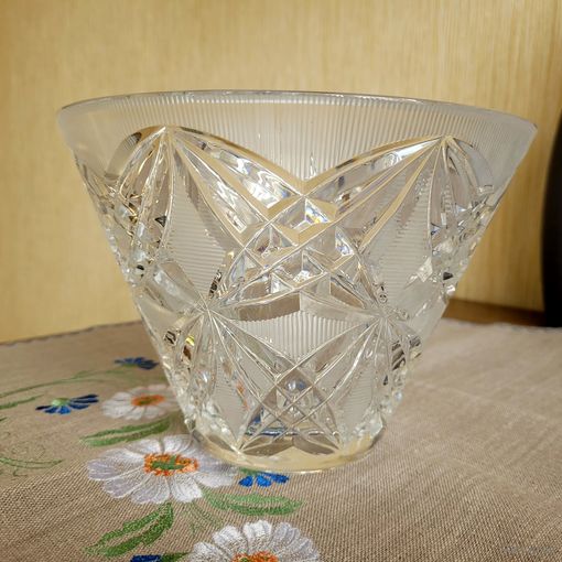Ваза для фруктов "Кружево", хрусталь, алмазная грань, Дятьковский хрустальный завод.