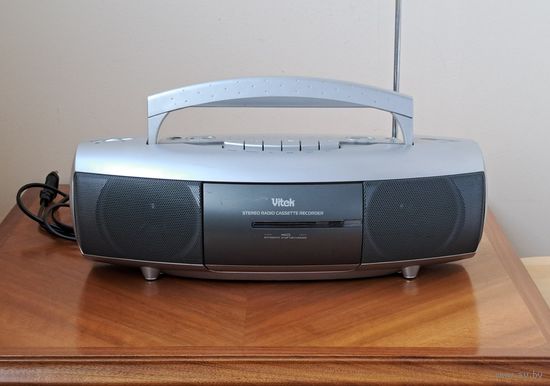 Кассетный магнитофон радио Vitek VT - 3209SR