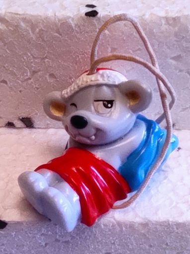 Фигурка "Киндер".