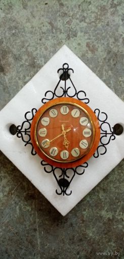 Часы янтарь ссср