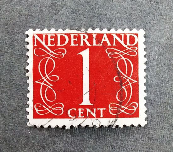Марка Нидерланды 1946 год Стандарт