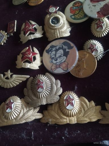 Значки военные и не только