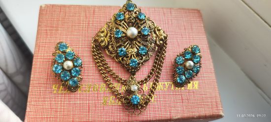 Комплект Чехословакия брошь и клипсы