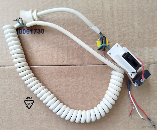Витой шнур с переключателем и контактором.