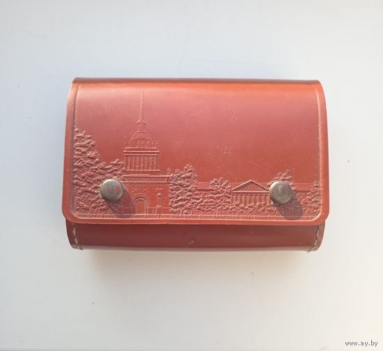 Футляр к электробритве Нева. Натуральная кожа