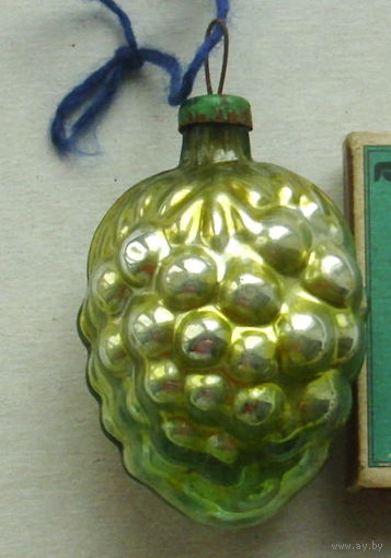Ёлочная игрушка. Виноград. Г-41.