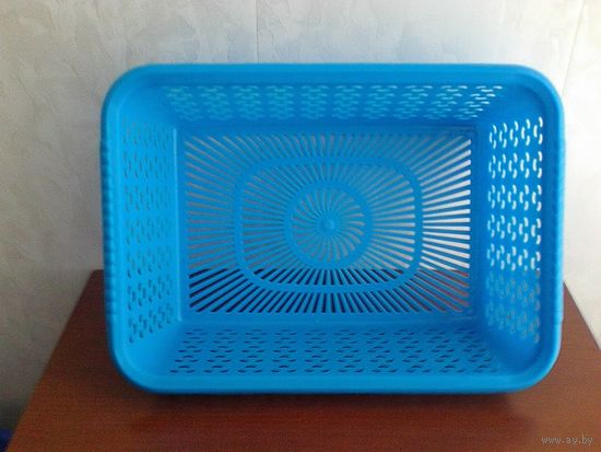 Контейнер  для Продуктов - Размеры: Длина - 33 см, Ширина - 24 см, Высота -10 см.