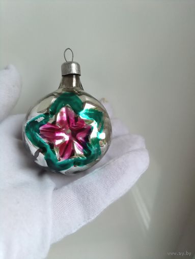 Ёлочная игрушка звезда