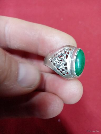 С рубля без мц. перстень женский с зеленой вставкой  5КЬ хЗвезда 875пр. на тонкий пальчик