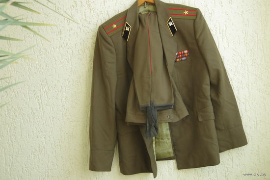 Китель + брюки Р. 48- 3