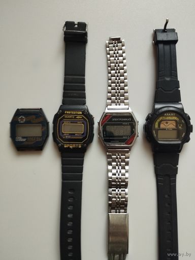 Часы электронные. Лот целиком
