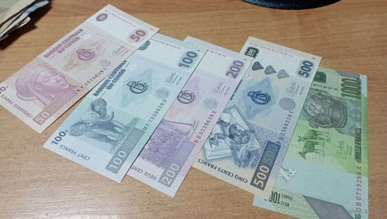 КОНГО ДР НАБОР 1000-500-200-100-50 ФРАНКОВ 2022 года  (другие номера банкнот)