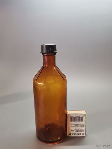 Аптечная старая бутылочка 300 гр.