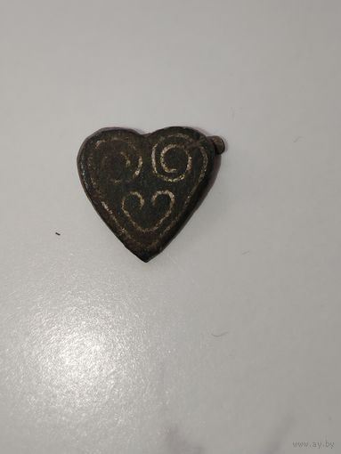 Старинное украшение