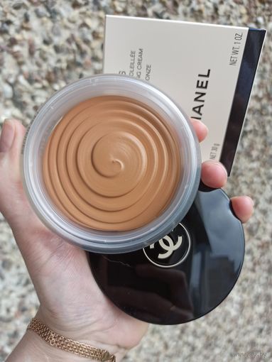Кремовый бронзер Chanel Les Beiges Healthy Glow Bronzing Cream 30 gr в оттенке  390 Soleil Tan Bronze
