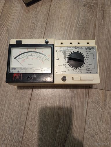 Прибор комбинированный Ц43101