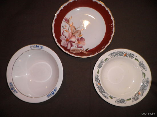 Блюдо Добруш,2 тарелки С ПРАЗДНИКОМ! Хайта и СНЕГИРИ ЗИК.С рубля.