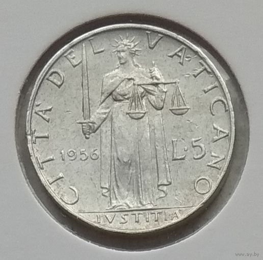 Ватикан 5 лир 1956 г. Надпись на аверсе P-M-A-. В холдере